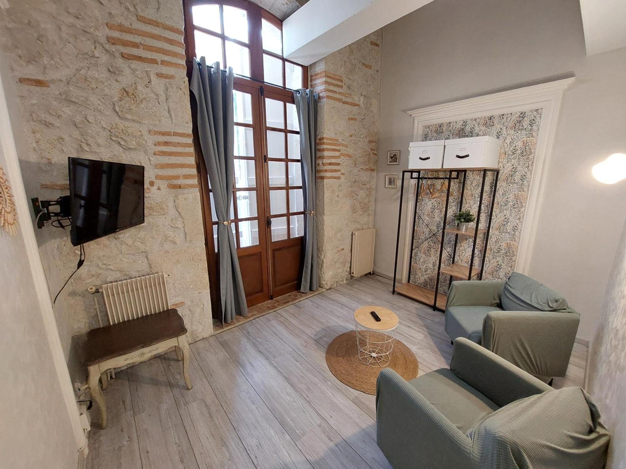 Logis Hotel Le Prince Noir Sérignac-sur-Garonne Екстериор снимка