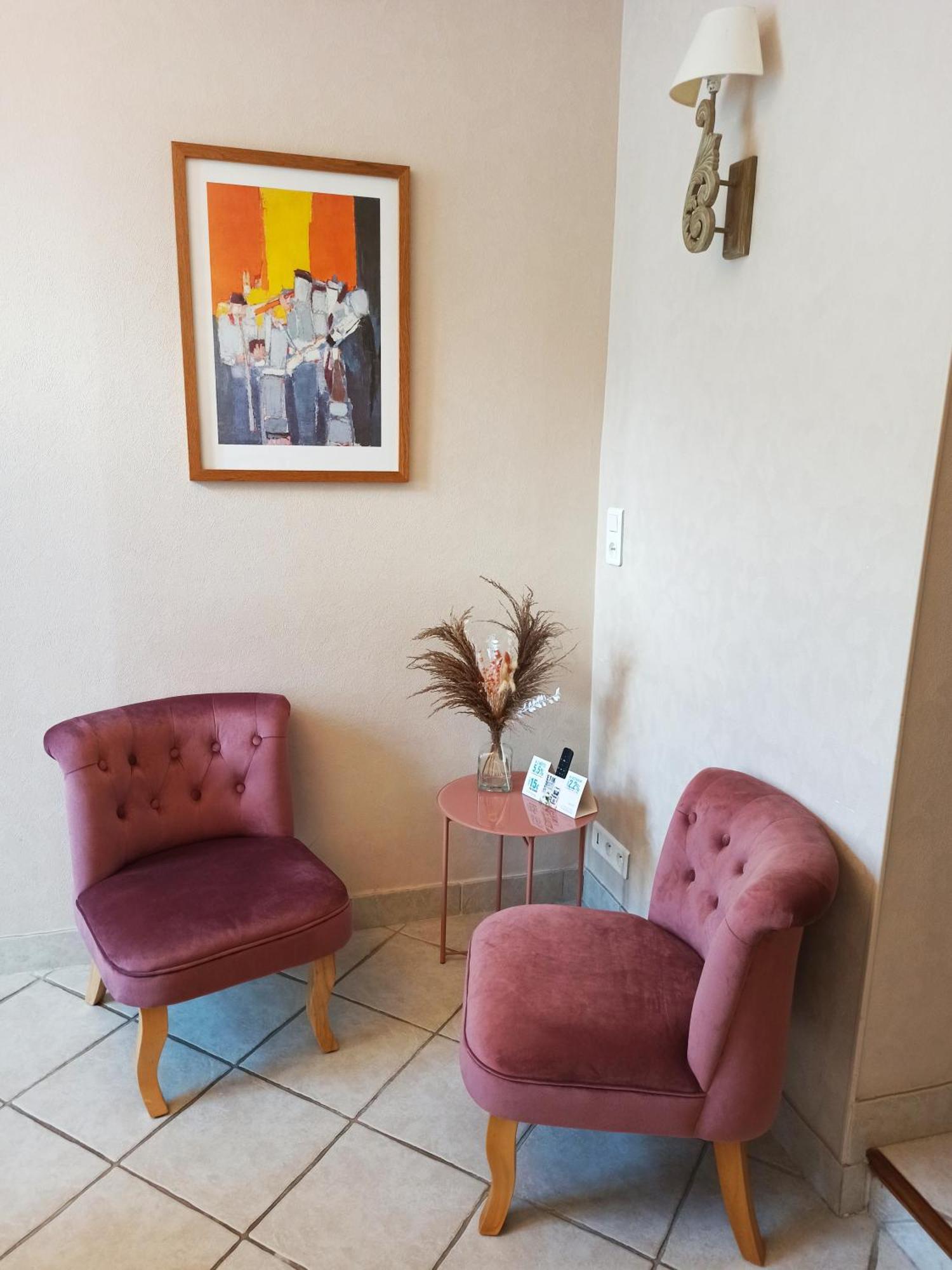 Logis Hotel Le Prince Noir Sérignac-sur-Garonne Екстериор снимка