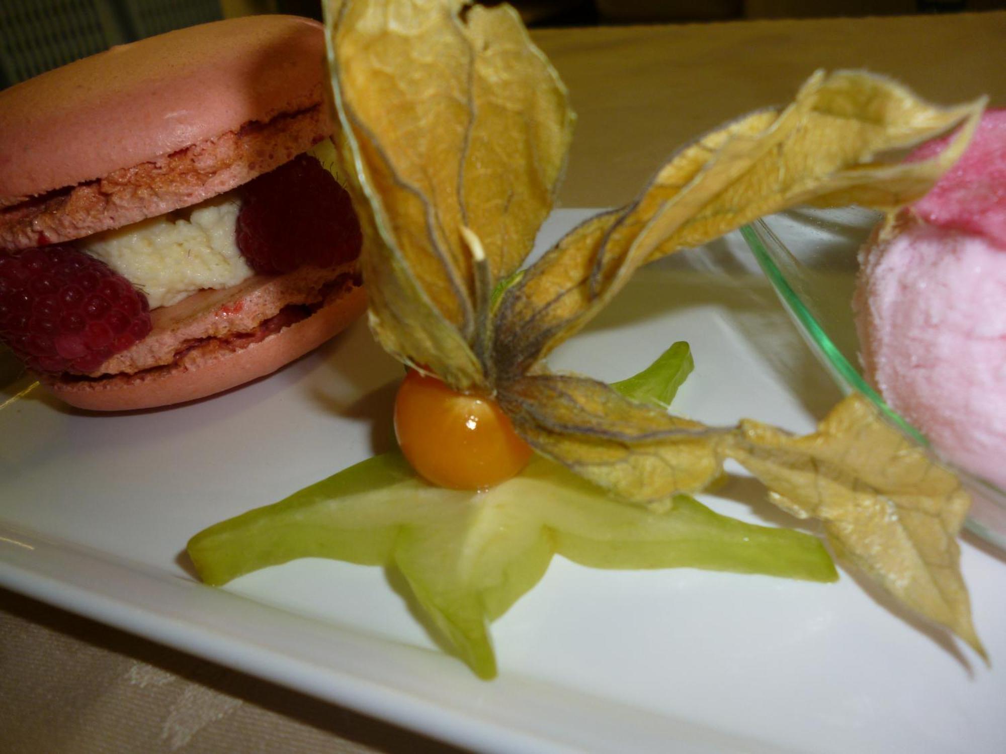 Logis Hotel Le Prince Noir Sérignac-sur-Garonne Екстериор снимка