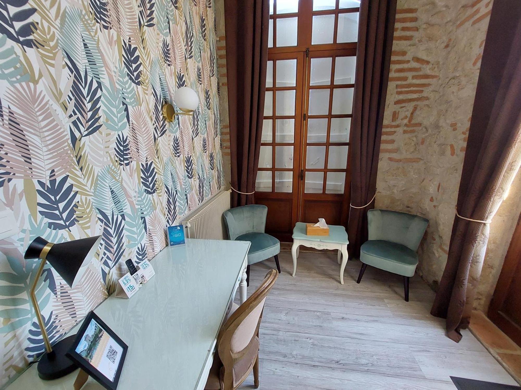Logis Hotel Le Prince Noir Sérignac-sur-Garonne Екстериор снимка