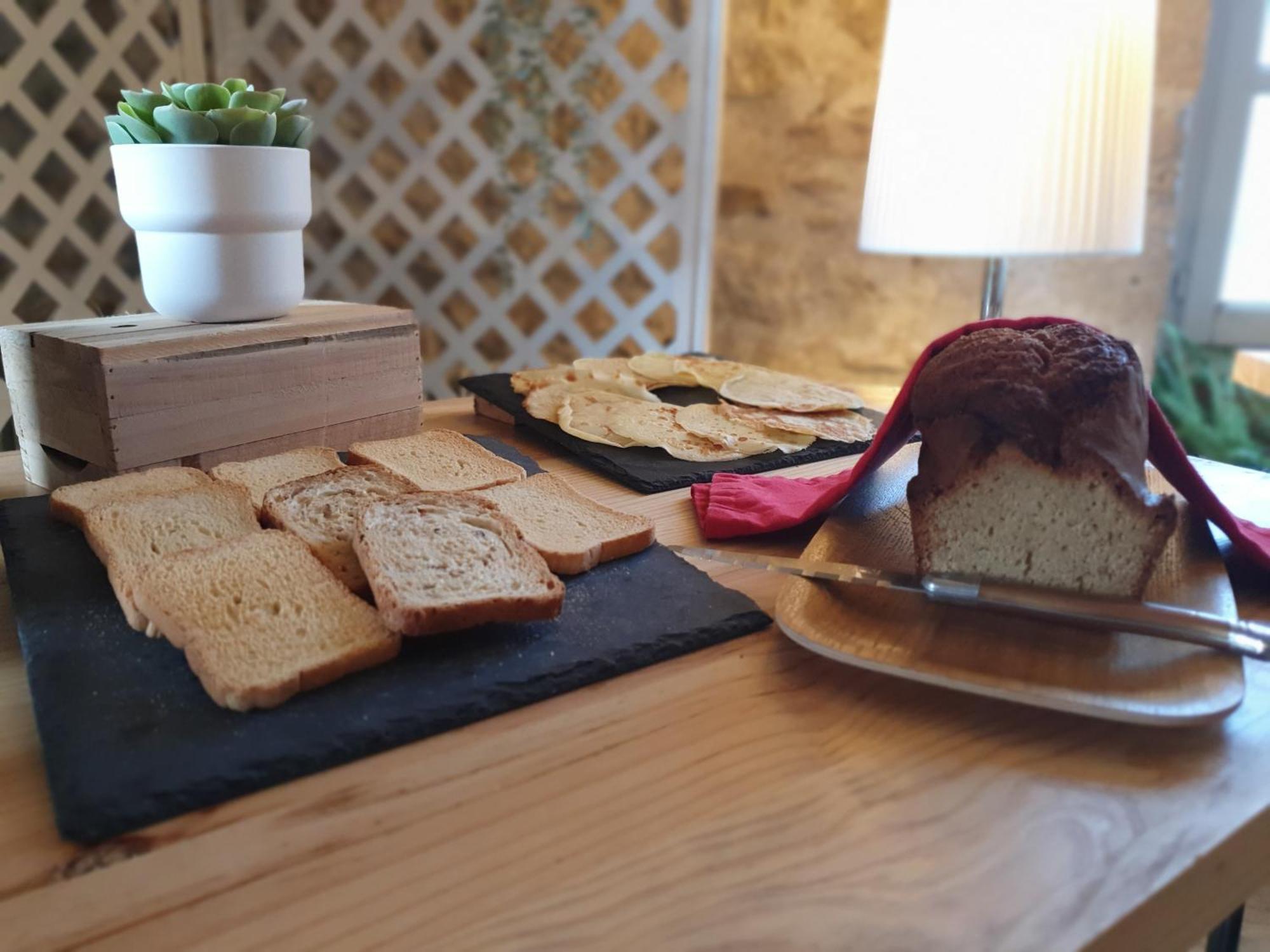 Logis Hotel Le Prince Noir Sérignac-sur-Garonne Екстериор снимка